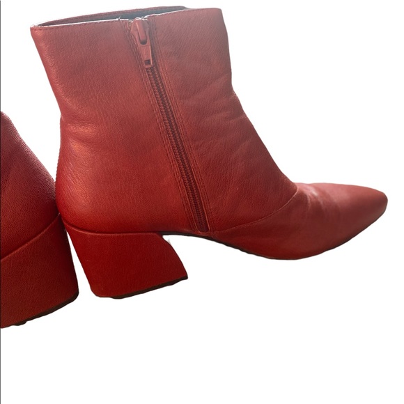 Vagabond Olivia Cherry Red Leather Ankle Boots - Picture 9 of 15